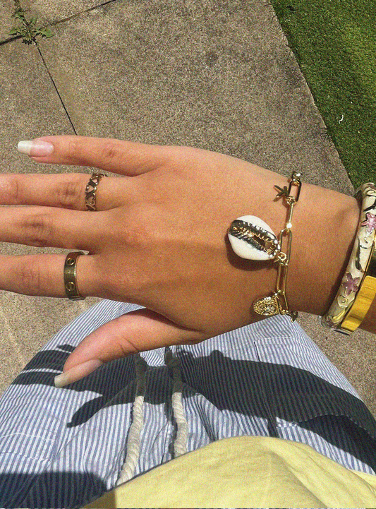 HANDMADE SEASHORE CHARM BRACELET